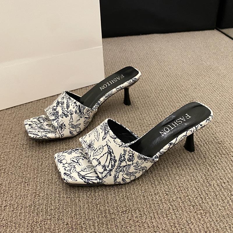 

New national style high-heeled slippers spring and summer outer wear temperament retro embroidery lazy drag printing large size thick heel sandals w 35 синий