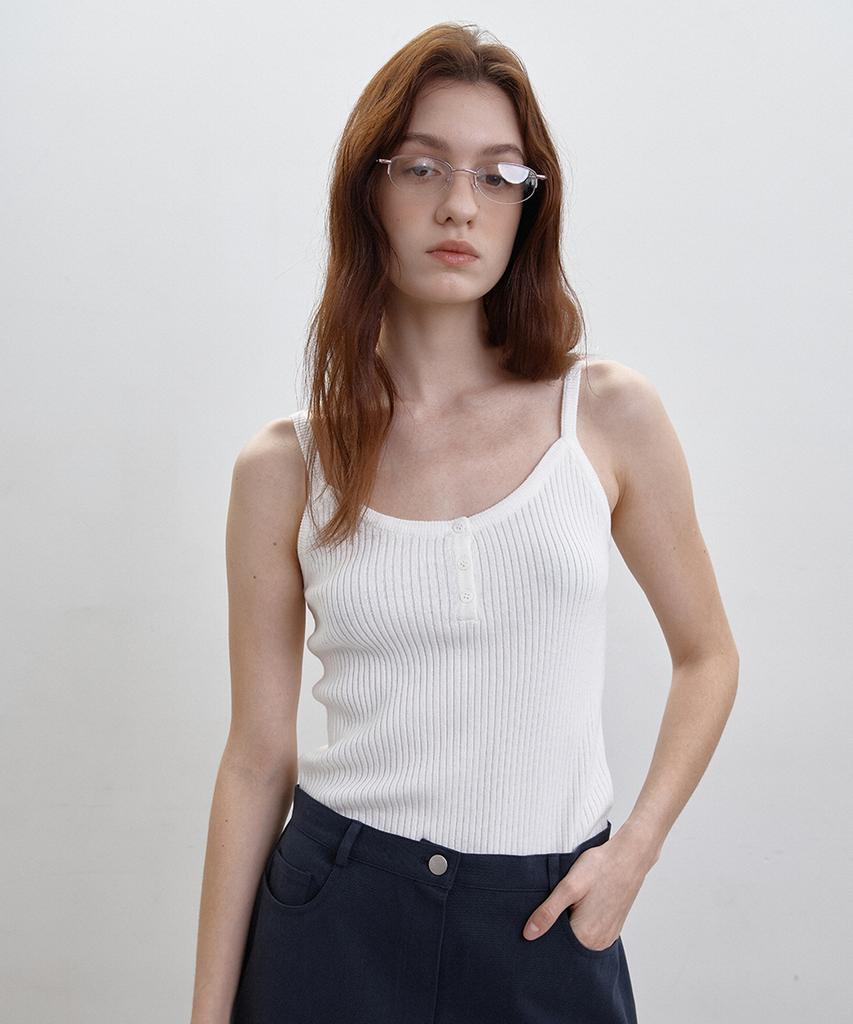 BUT'TON Slik Button Sleeveless Knit (Ivory)