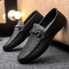 Men's Handmade Soft-Soled Leather Loafers: Wear-Resistant, Trendy, Low-Top Slip-Ons for Casual and Business Wear.