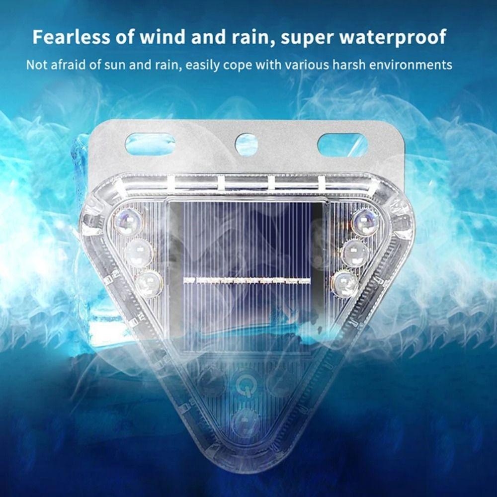 Magnetic Base Wireless Truck Lamp Solar Powered Strobe Flashing Triangle Lamp  Truck Rear Use