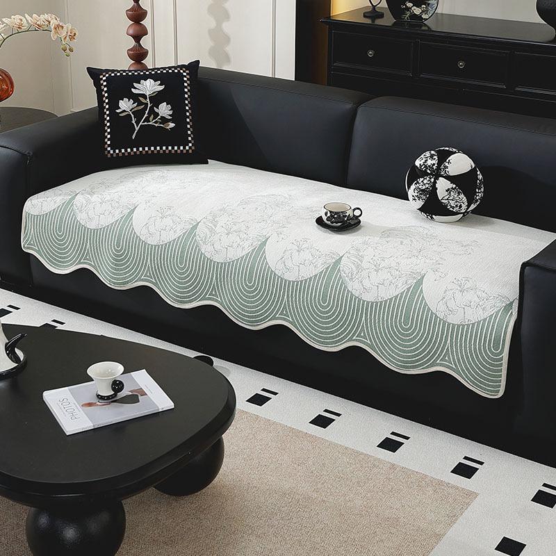 

Special-Shaped Medieval Sofa Cushion Retro High-End Chenille All-Season Non-Slip Black Straight-Row Sofa Cloth Towel 90*90cm