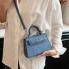 Letošní populární niche ruční taška Kelly Dámská nová retro vysoce kvalitní textura Jednoramenná crossbody taška