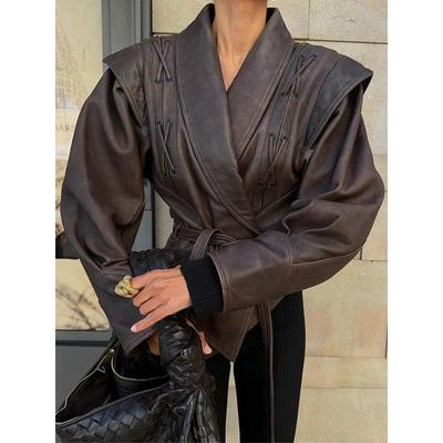 Veste de moto pour femme en cuir PU uni tendance, chic à revers, manches longues, coupe slim courte avec ceinture, hauts d'automne pour femme, style high street