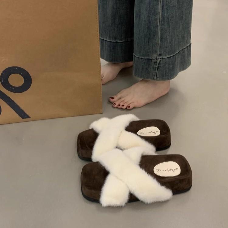 Retro Cross One-word Fluffy Slippers Women Wear Autumn and Winter Casual Versatile Gentle Leopard Print Thick-soled Velvet Cotton Shoes