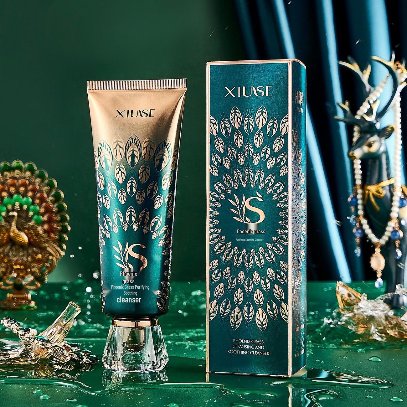 

Увлажняющий и придающий объем набор из шести средств Phoenix Skincare