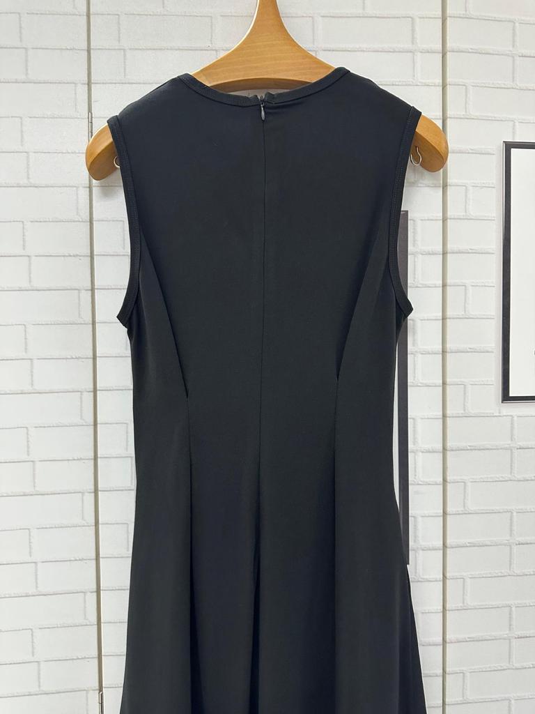 Elegant Sleeveless Waist-Cinching Black Maxi Dress for Women, Summer 2026 Style