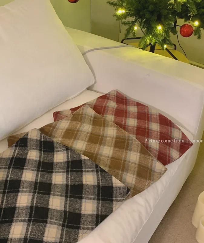 Korean-Style Retro Plaid Wool A-Line Skirt for Women, 2024 - High-Waisted, Slim Fit, Large Sizes Available