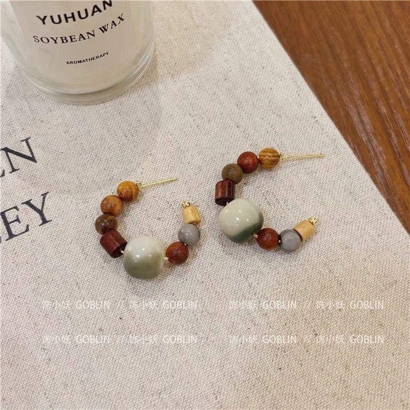 

Retro Artsy ~ Ebony Quality C- Shaped Earrings Exaggerated Personalized Vacation Ethnic Style Ear Studs 2024 Fancy Earrings Retro green earrings