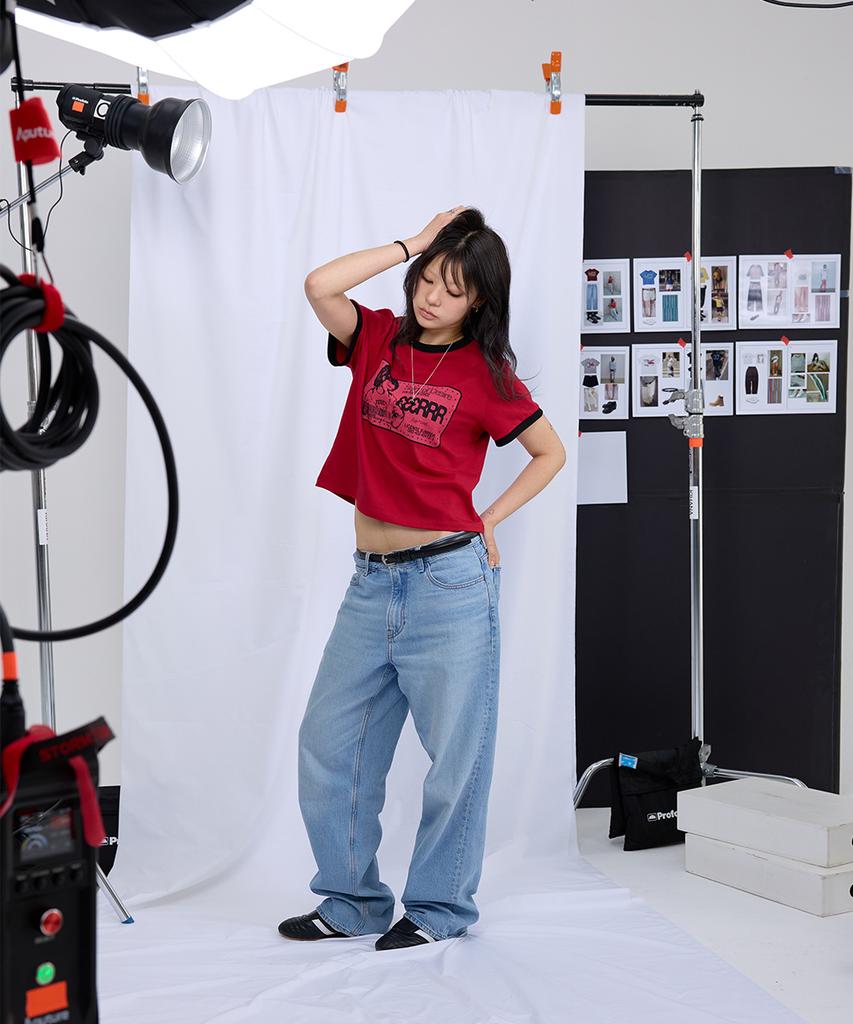 EEERRR Saint Licence Artwork Semi-Crop Ringer T-Shirt (Red)