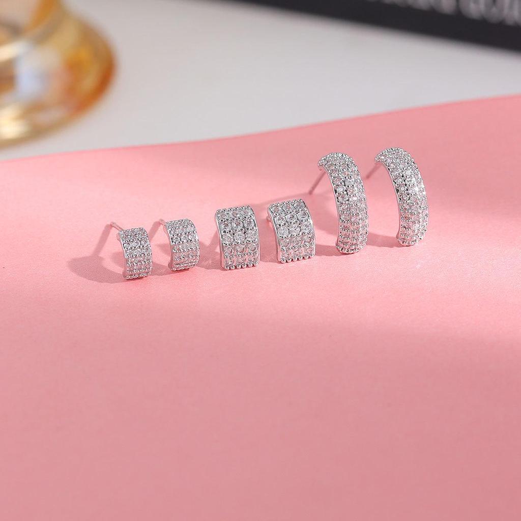 High-Grade Curved Gold Plated Silver Diamond Zircon Earrings for Women - Spring/Summer 2026