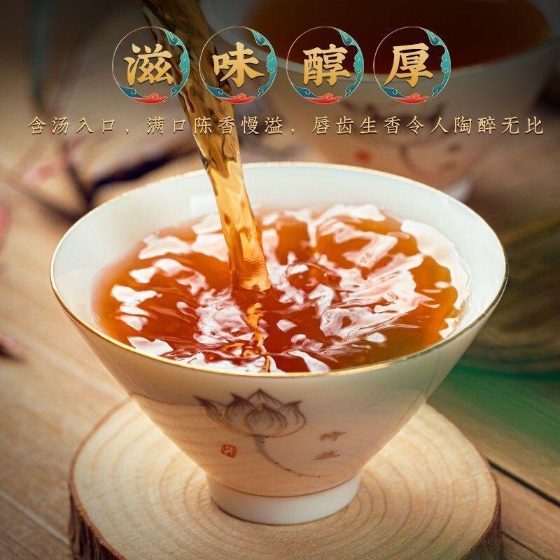 Yunnan Menghai Ancient Tree Pure Spring Tea Puerh Tea Ripe Tea 357g
