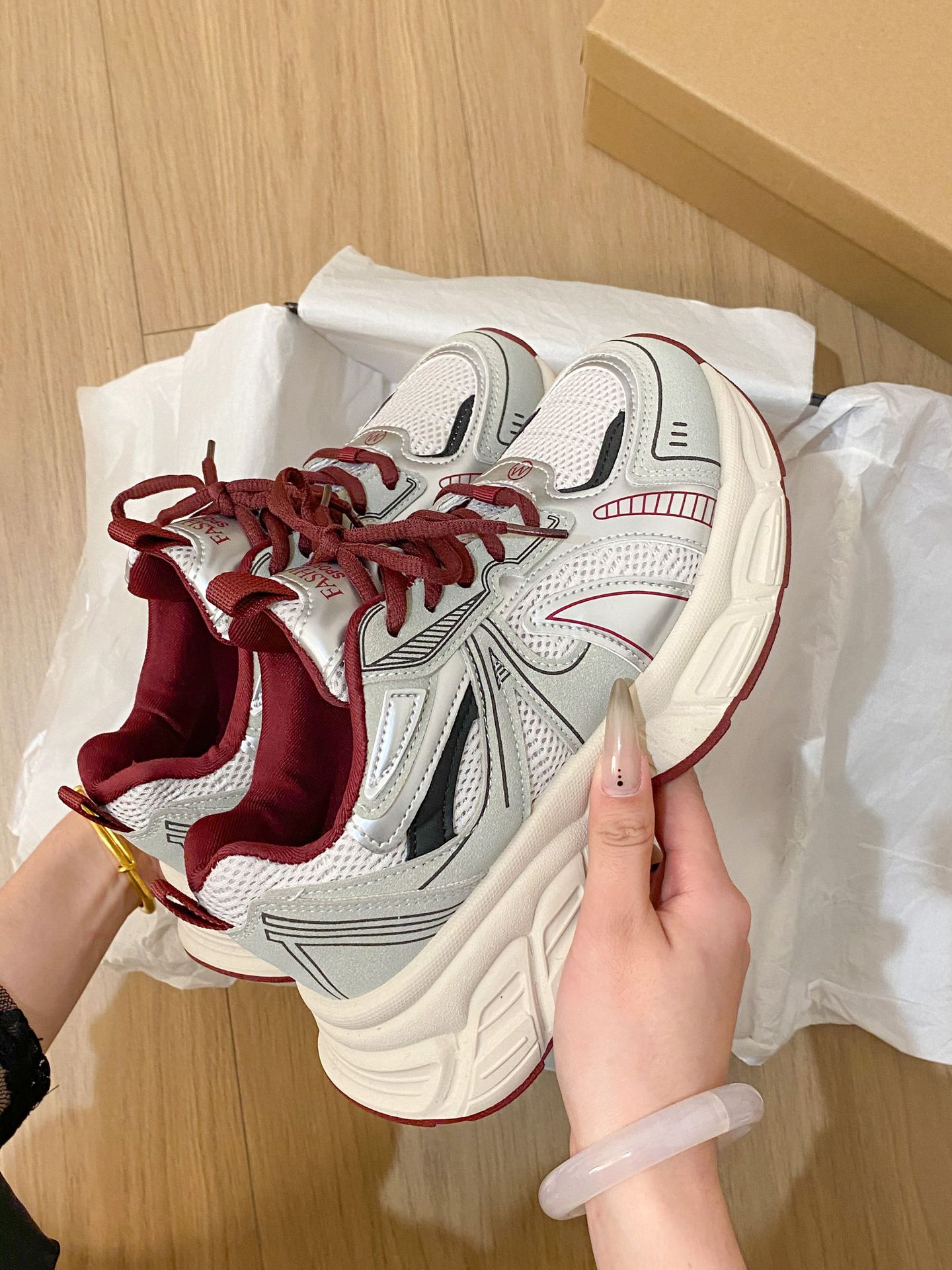 

Paris popular dad shoes women 2025 spring and autumn new cotton shoes small height increase comfortable lightweight sports casual shoes 40 красный