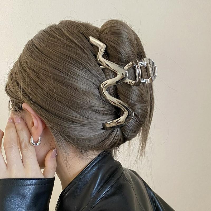 

Metallic Big Wave Claw Clips for Women Punk Irregular Design Hair Claws Daily Party Banquet Fashion Hair Accessories