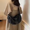 Winter new Korean version fashion shoulder bag women's casual denim bag simple commuter messenger tote bag