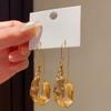 Retro U-shaped Pendant, Ear Hook, Personalized Design Sense, Fashionable and Exquisite Earrings, Light Luxury and High-end Earrings.