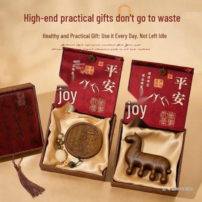 2026 Year of the Horse Chinese Sandalwood Comb Gift Box for Clients & Foreigners