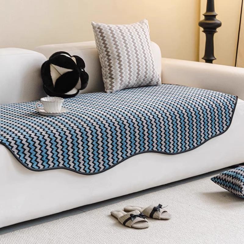 Special-Shaped Chenille Sofa Cushion, High-End Irregular Non-Slip Seat Cushion, All-Season Leather Sofa Cover Seat Cushion