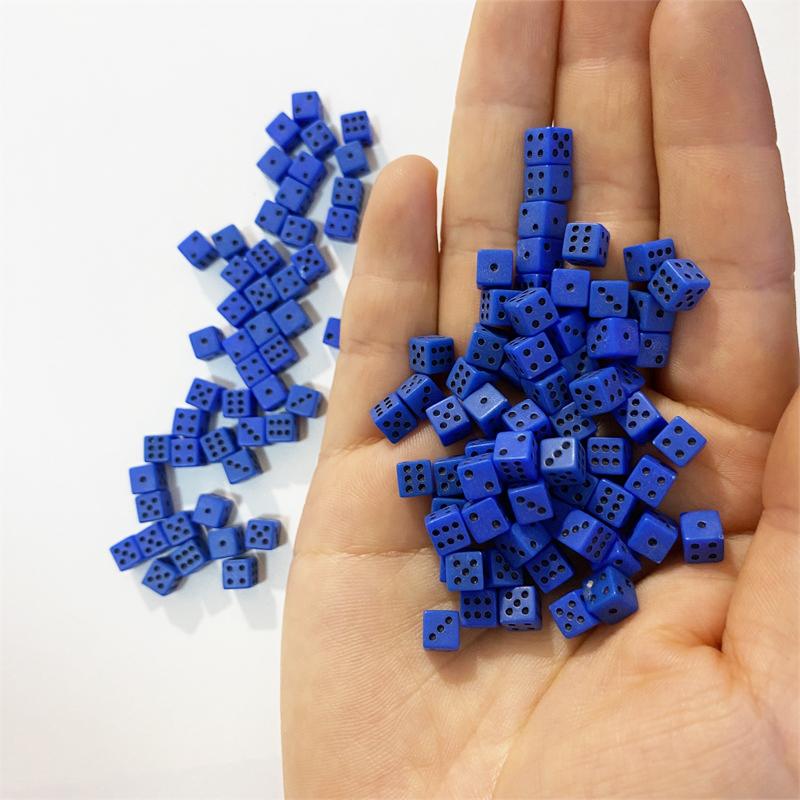 100 Stücke 5*5*5mm Mini D6 Acryl Gaming Rechtwinklig Punkt Würfel Standard Sechsseitige Würfel für Brettspiel zubehör