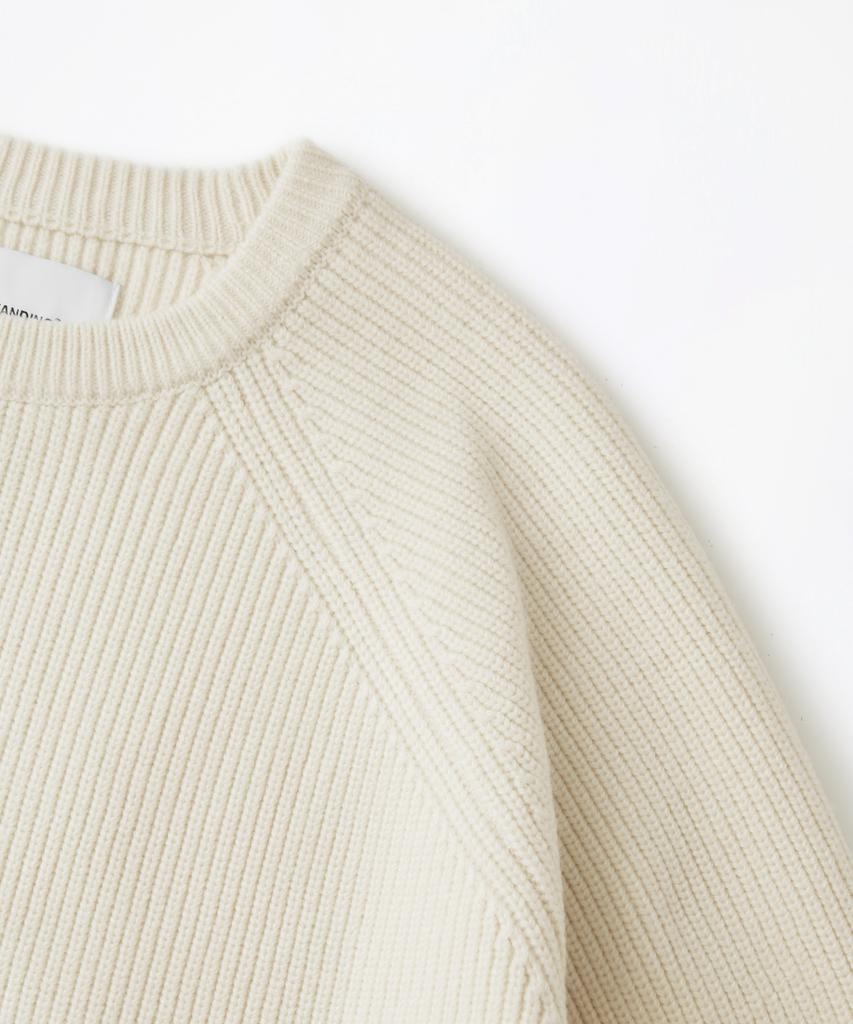 OUTSTANDING Raglan Crew Neck Knit_Ivory
