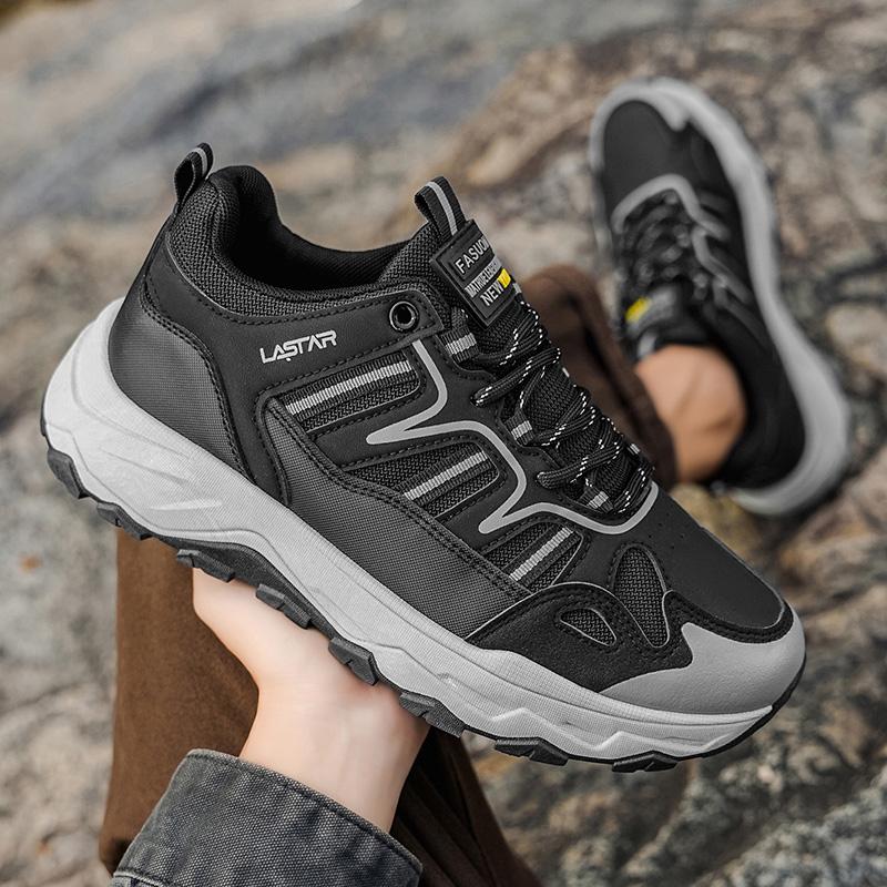 2026 Outdoor Hiking Shoes Men Women Mesh Sneakers Breathable Fashion Mountain Shoes Boy Spring Autumn Summer Casual Sports Shoes