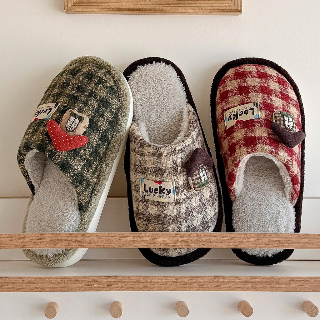 Linen Slippers Autumn and Winter New Cartoon Plaid Home Indoor Warm Plush Cotton Slippers