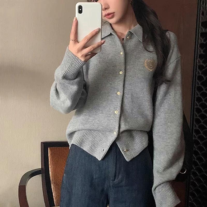 Herbst Winter Streetwear Strickjacke Vintage Strickjacke Pullover Für Frauen Stickerei Polo Kragen Hemd Lose Winter Mantel