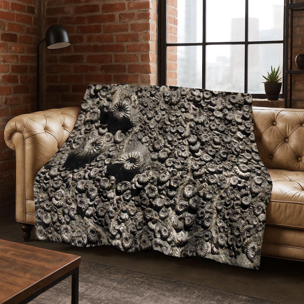 Ancient Creatures Dinosaur Ammonite Fossil Art Flannel Blanket,Cozy Soft Throw Blanket for Home Bedroom Bed Sofa Cover Gift Kid
