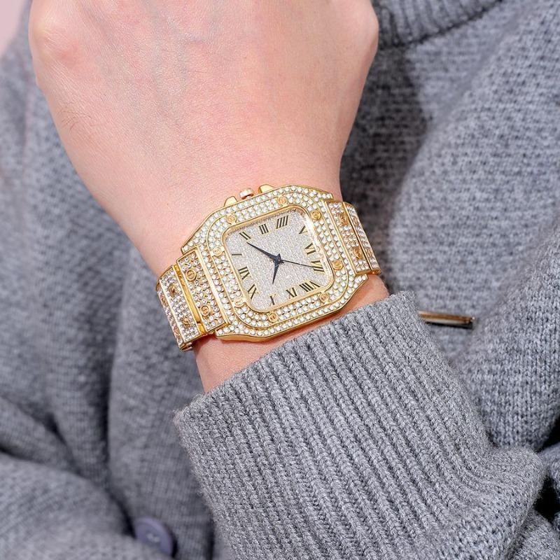 Hot Sale Fashion Square Diamond Full Diamond Roman Graded Scale Ladies Watch Women's Watch Quartz Watch Silver Gold