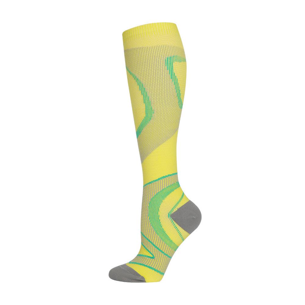 

Unisex Gradient Compression Socks for Cycling, Running, Sports, Football, Sweat-Wicking Calf and Yoga Activities L/XL жёлтый