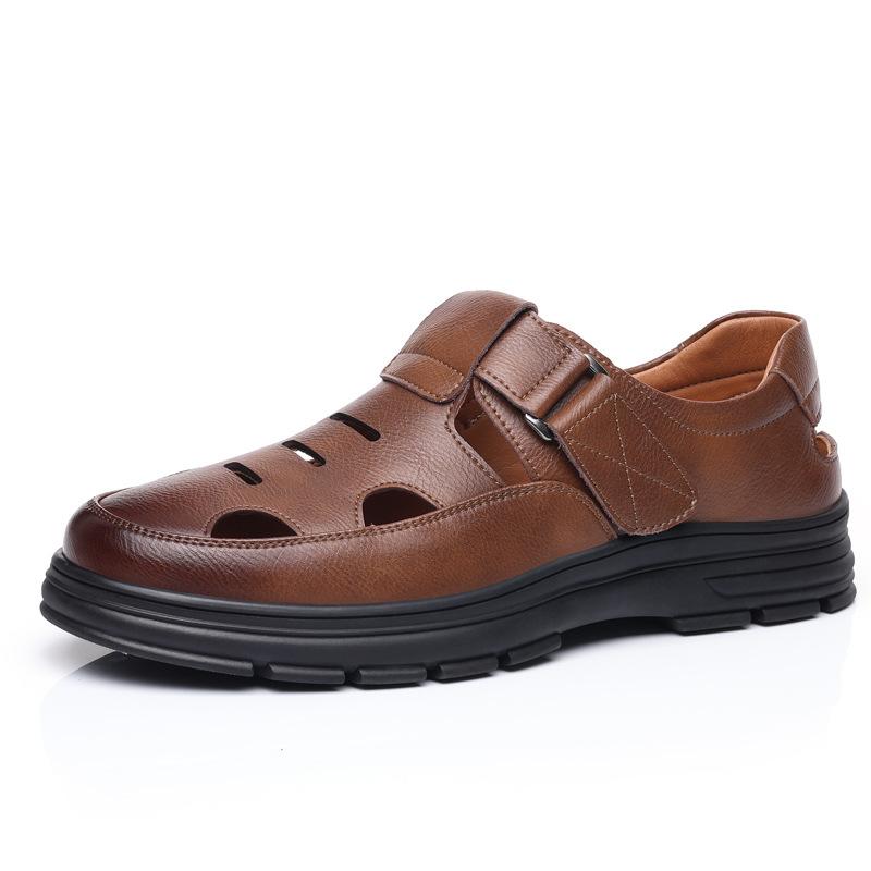 Sandals men's summer new leather hollowed-out breathable dad casual leather shoes non-slip and wear-resistant hole shoes