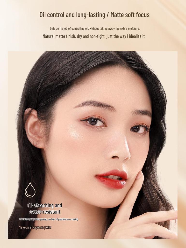 O.TWO.O Silky Skin Oil-Control Setting Powder & Concealer - Honey Light SC025