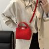 Dinner Solid Color Shoulder Messenger Bag 2025 New Personalized Women's Bag Foreign Style Retro Lock Armpit Bag