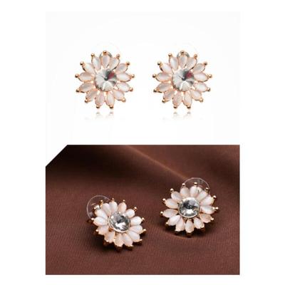 Damen Ohrstecker Weiß Cubic Blume