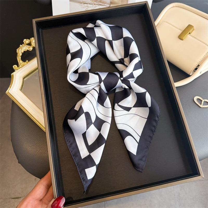 Women S Wave Checkerboard Printed Square Scarf For Sun Protection
