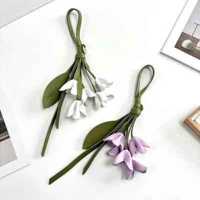 Lovely Hanger Flower Pu Leather Pendant Car Keyring Cartoon Leather Keychain Handmade Creative Bag Pendant Car Accessory