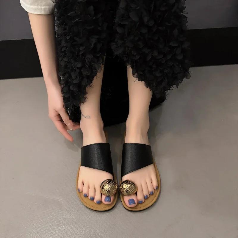 Summer Women Flat Flip-flops New Outdoor Women's Causal Clip-toe Slippers Non-slip Fashion Ladies Mules Soft Bottom Versatile