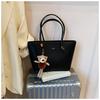 Vintage Large-Capacity Women's Tote Bag 2026 – High-Quality, Fashionable Single Shoulder Bag