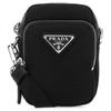Dreieck-Logo Recyceltes Nylon Mini-Handytasche Herren Taschen Schwarz 2ZT0252DMI-F0002