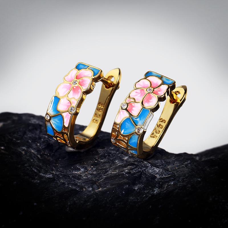 New Fashion Enamel Flower Ladies Hug Earrings Retro Bohemian Round Earrings Creative for Women Jewelry Gift