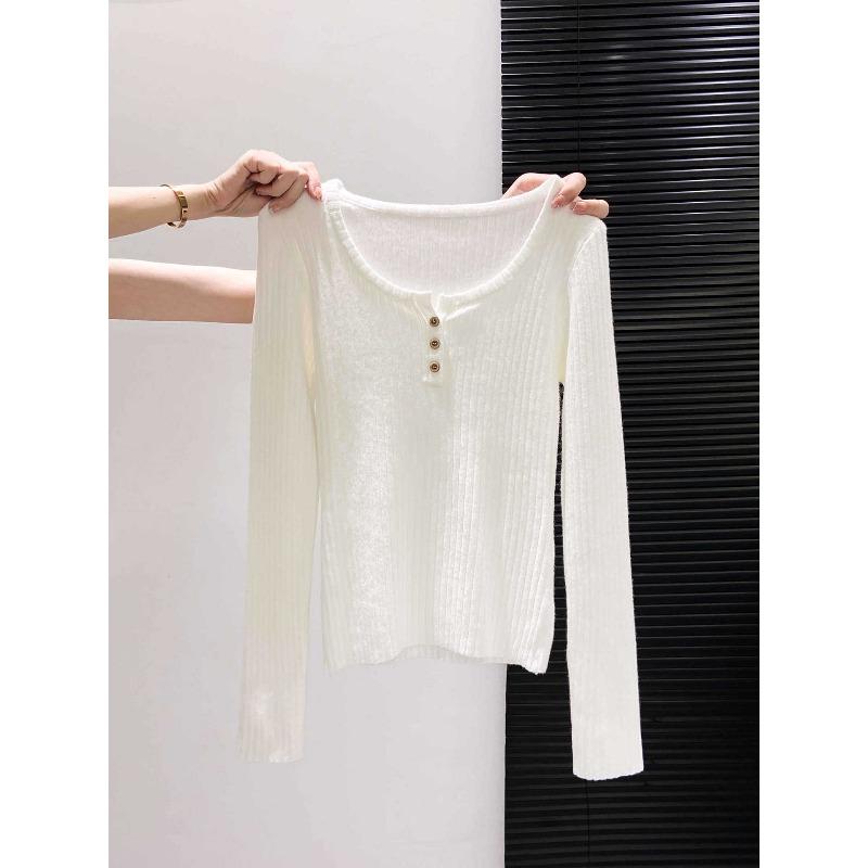 Skinny bottom top with exposed collarbone Women's autumn semi-open neck button pit strip short long-sleeved knitted sweater