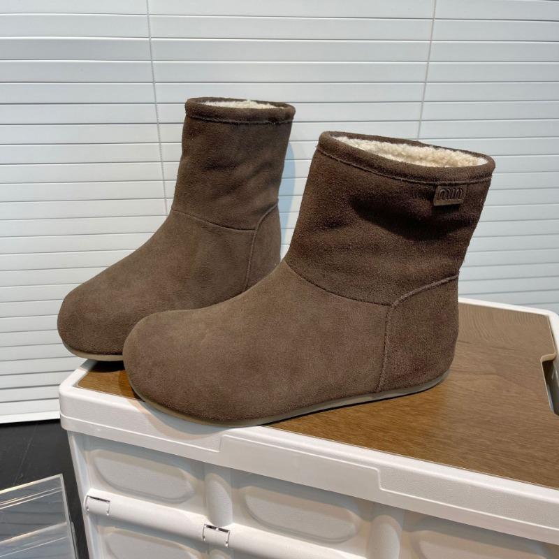 

Большеголовые уродливо-милые короткие ботинки женские осенне-зимние новые на толстой подошве с рукавом из матовой кожи хлебного велюра зимние ботинки 39 коричневый
