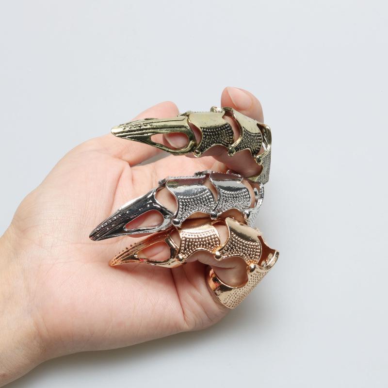 European & American Retro Rings: Punk Style Exaggerated Bendable Metal Nail Rings