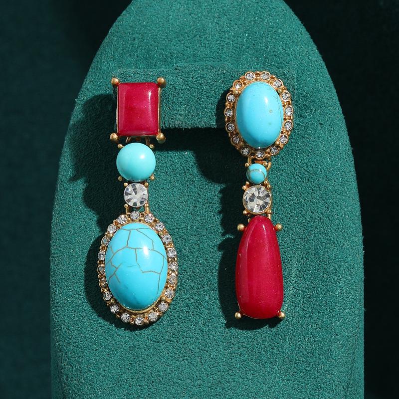 Yong Nuo Vintage Retro Jewelry: High-End, Colorfast Antique Earrings
