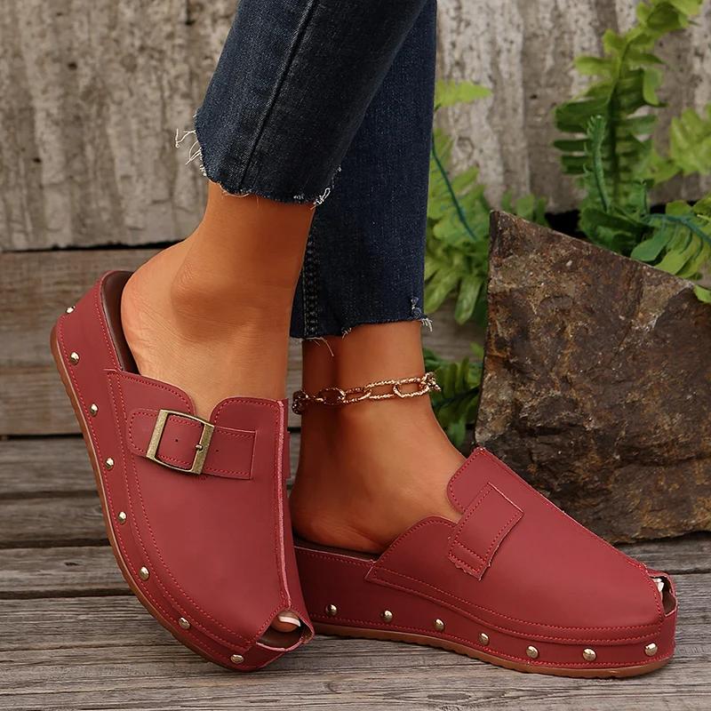 Fashion Retro Peep Toe Wedge Sandals Women Summer 2025 New Rivet Decor Platform Mules Slippers Woman Non Slip Buckle Pu Leather Slides