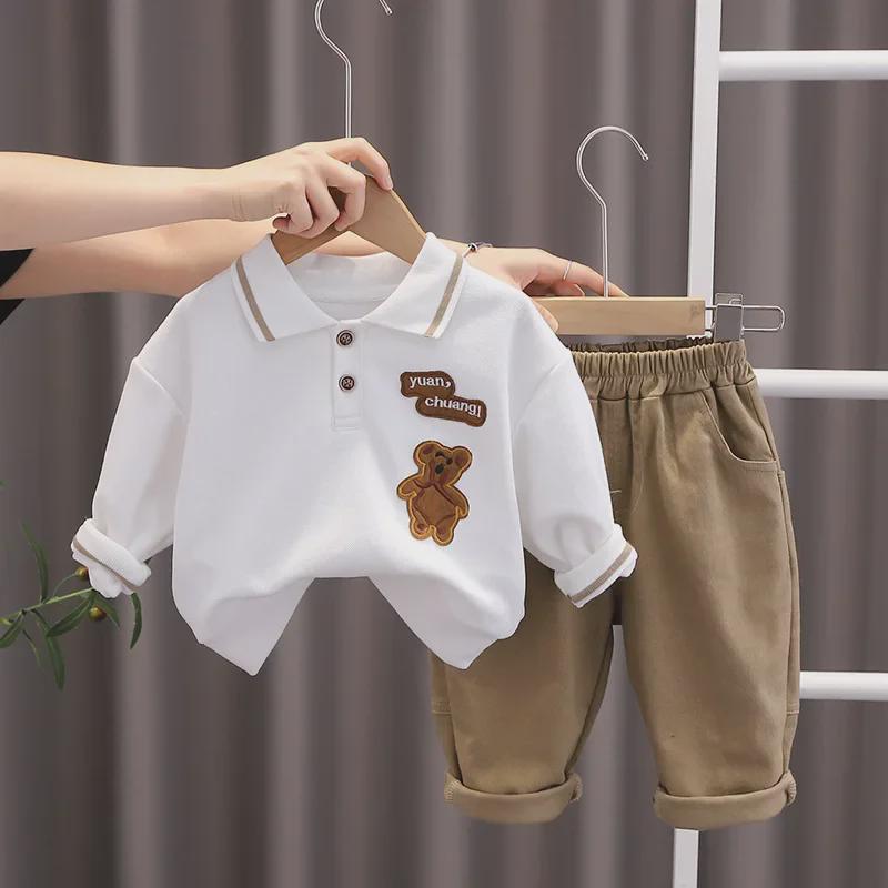 Boys' Stylish Two-Piece Autumn Cartoon Sweater Set with Lapel - Solid Color Long-Sleeve Casual Outfit for Kids