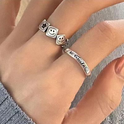 Retro Smiley Face Open Ring: Niche Design for Women, Index/Pinky Fit
