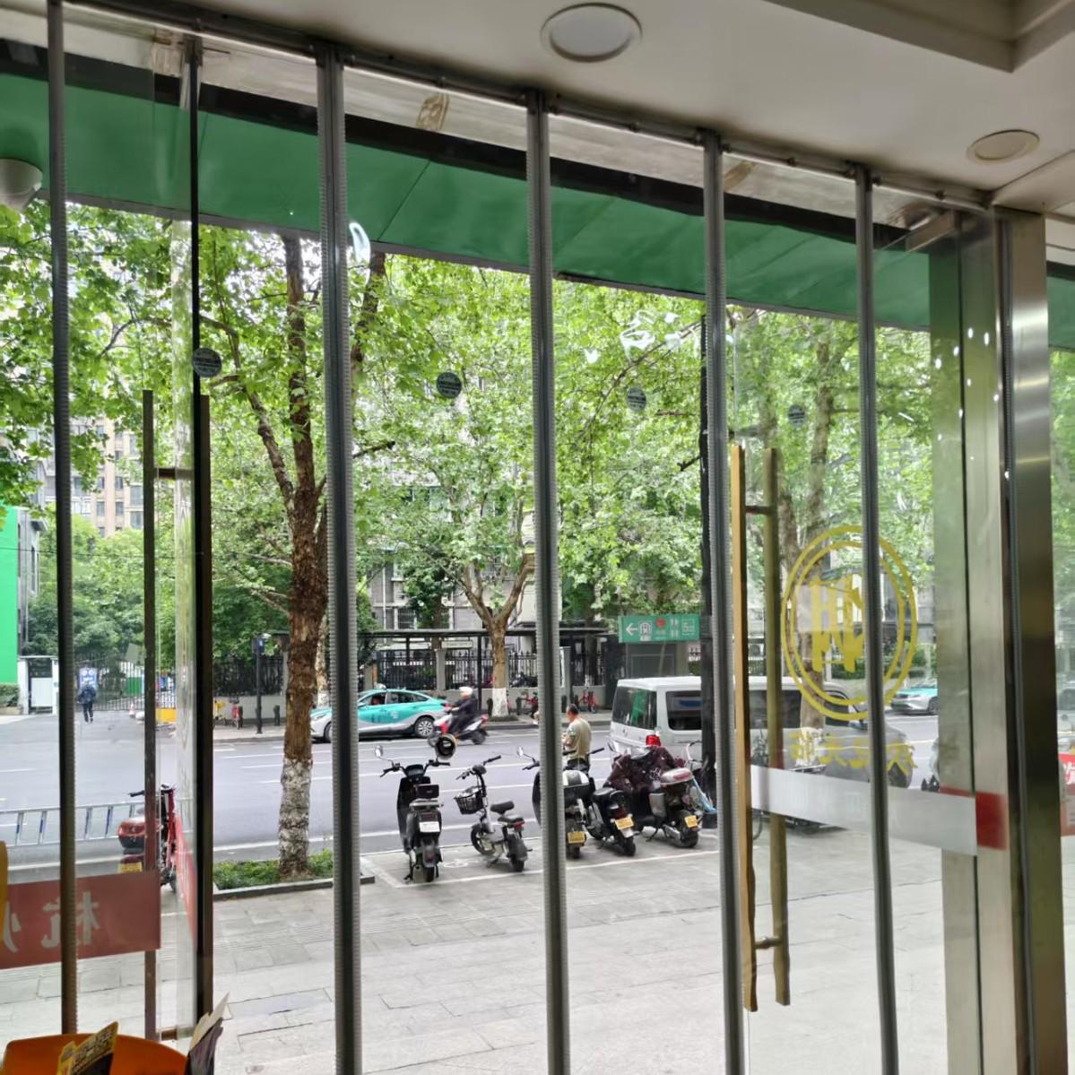 Sliding Magnetic PVC Soft Door Curtain, Transparent Dustproof & Air Conditioner Windbreak Partition Height 1.8m - 1 piece