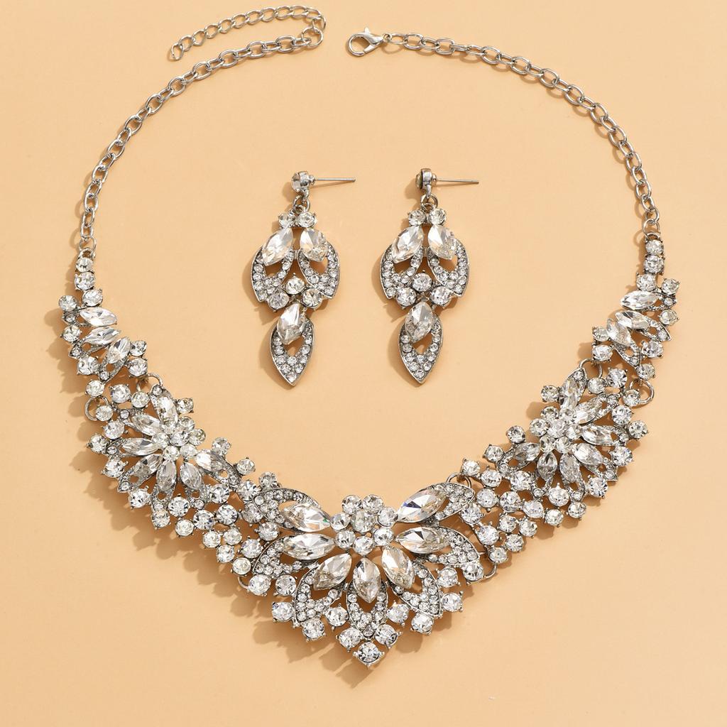 Vintage Necklace Earrings Set Women Leaves Flowers Rhinestone Bridal Accessories