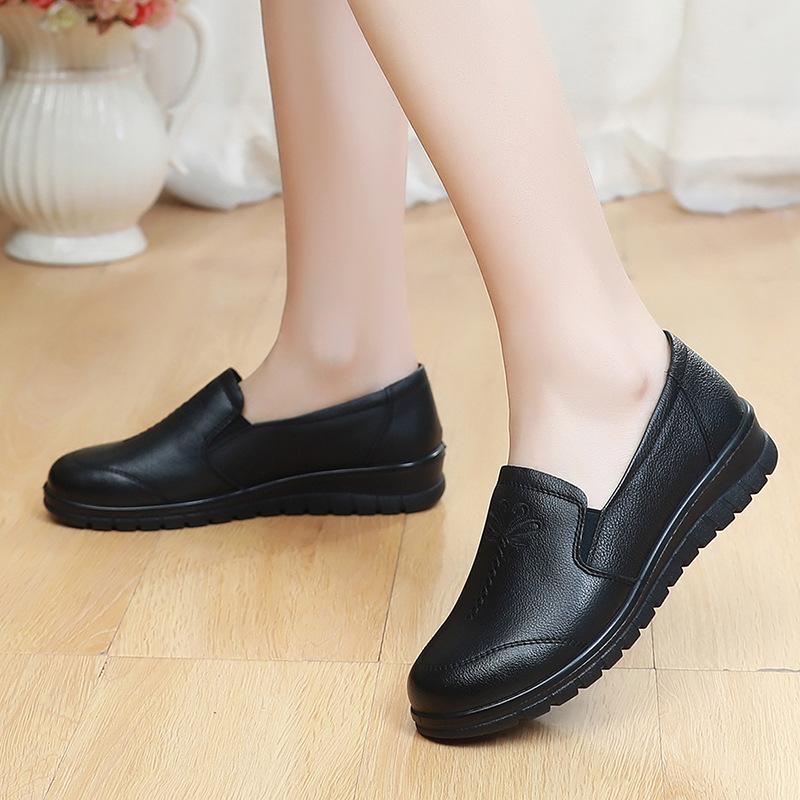 Pantofi Stil Nou: Pantofi Simpli de Damă cu Vârf Rotund, Pantofi din Piele cu Talpă Moale