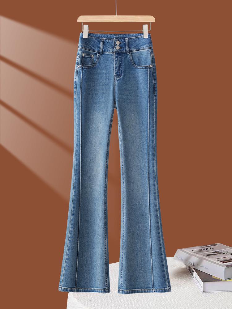 

High-Waisted Light Blue Micro-Flare Jeans for Petite Women - Spring/Summer 2026 M / Size 27 [Recommended for 95-105 lbs]